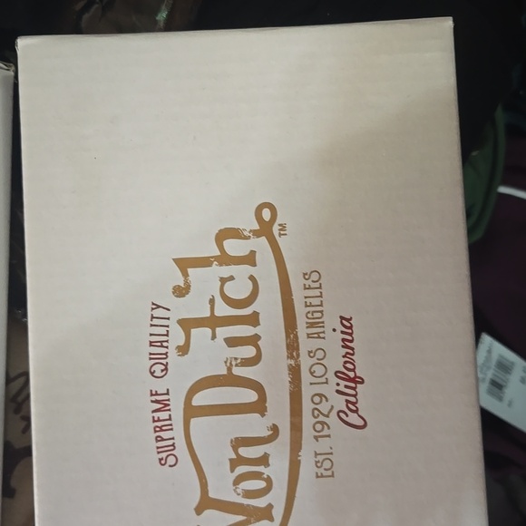 NWT Von Dutch Box Purse - Picture 4 of 7